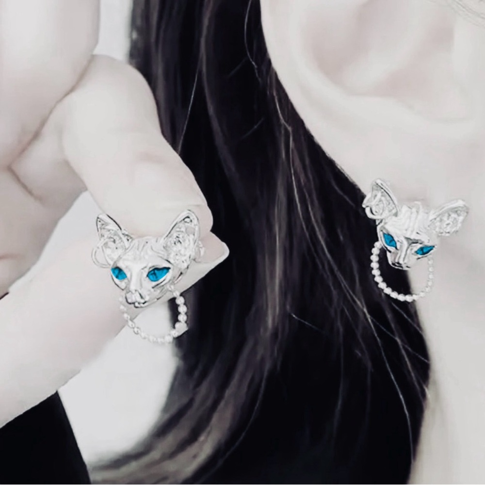 “Punk Bastet” Egyptian Goddess Sphynx Feline Hairless/Shorthair Cat Steel Studs - Picture 6 of 16